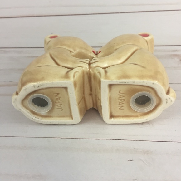 Vintage Salt Pepper Shaker Napkin Holder Ceramic Kissing Bears One Piece Japan - Picture 6 of 6